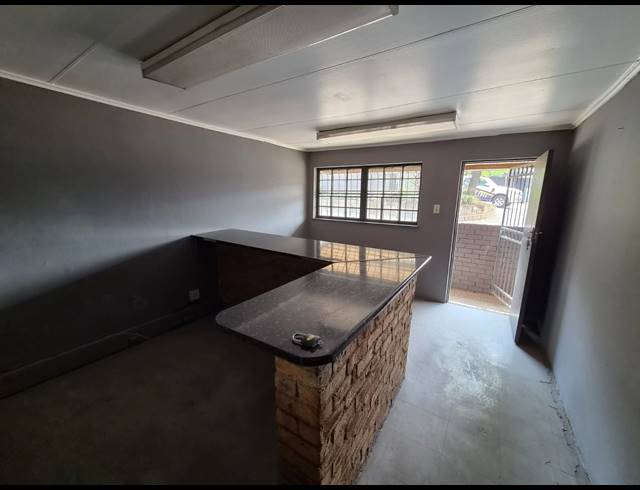 147M² WAREHOUSE TO LET IN WADEVILLE